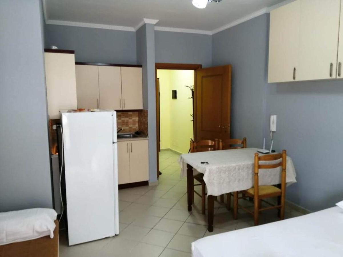 Lungomare Apartament Sea View فلورا المظهر الخارجي الصورة