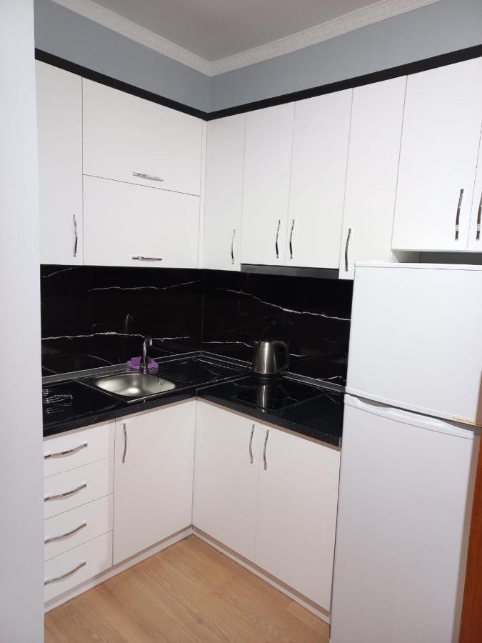 Lungomare Apartament Sea View فلورا المظهر الخارجي الصورة