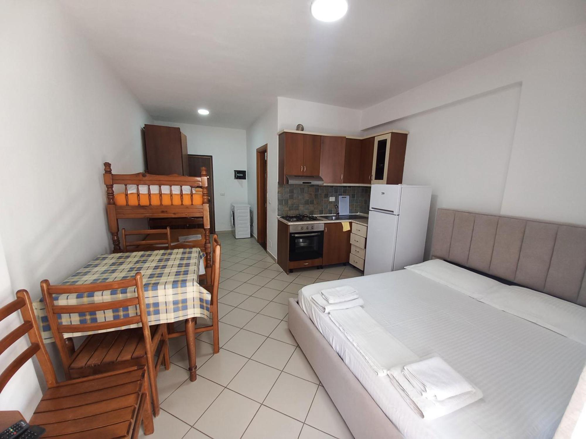 Lungomare Apartament Sea View فلورا الغرفة الصورة
