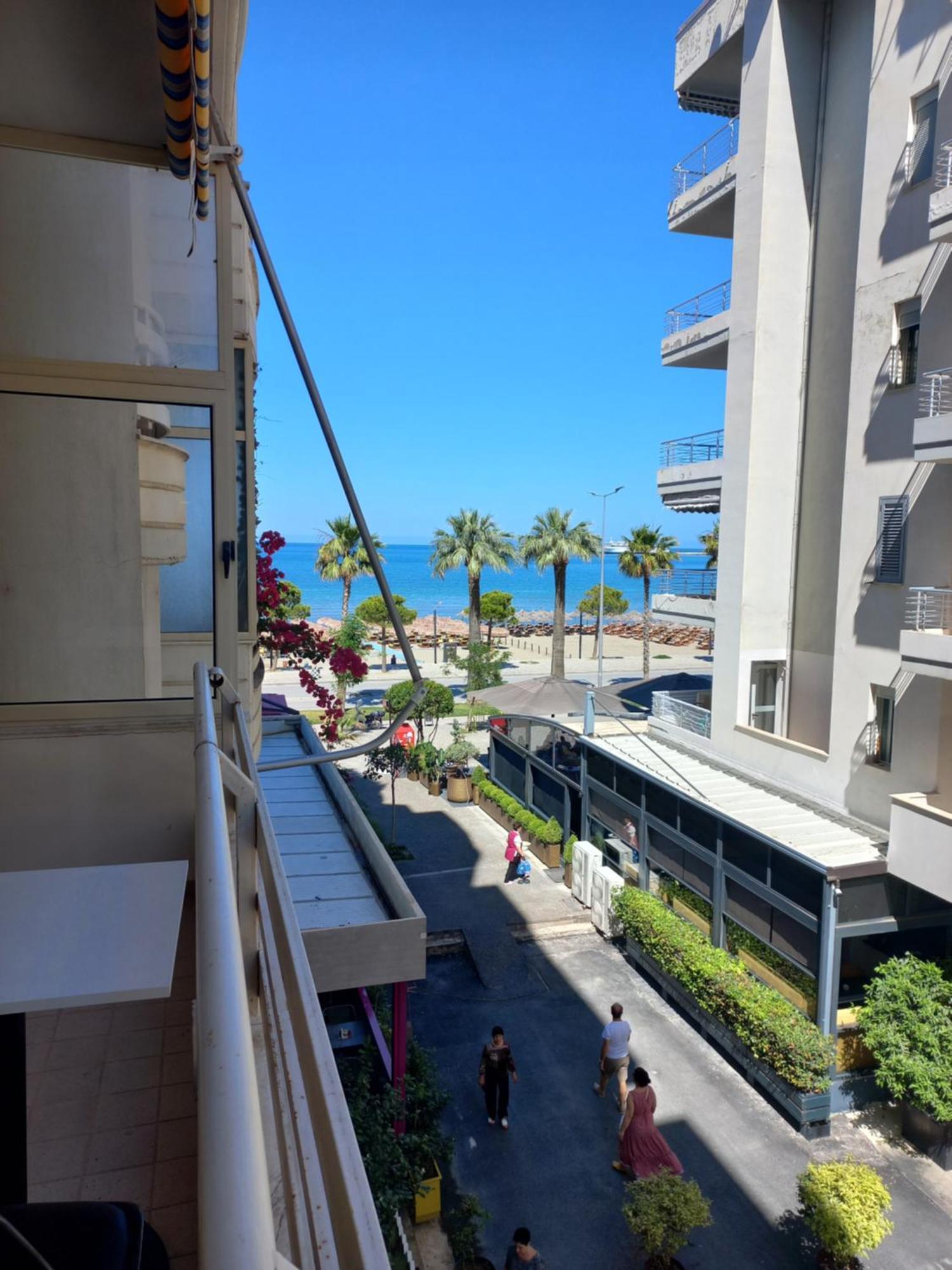 Lungomare Apartament Sea View فلورا الغرفة الصورة
