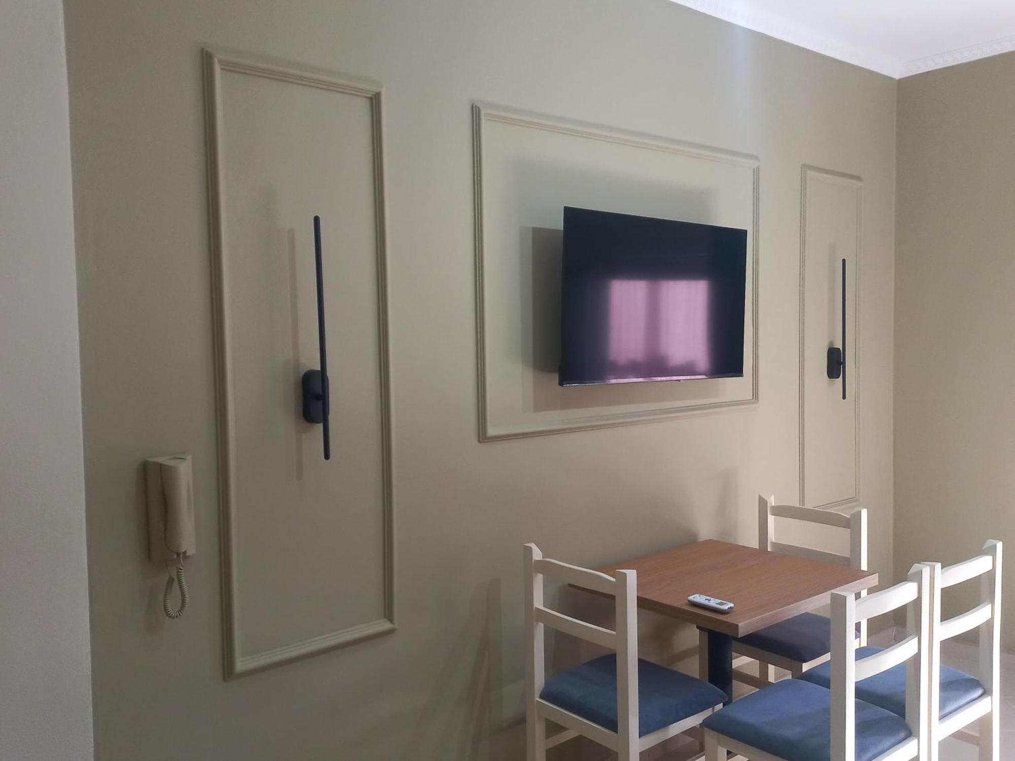 Lungomare Apartament Sea View فلورا الغرفة الصورة